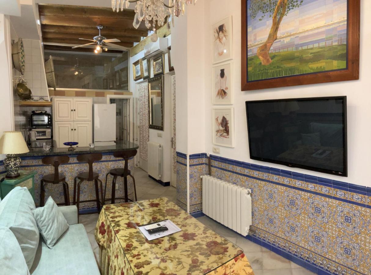 Purasevilla Apartments Luaran gambar